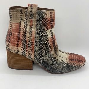 Korks Leland Snake Print Leather Boots 9 1/2